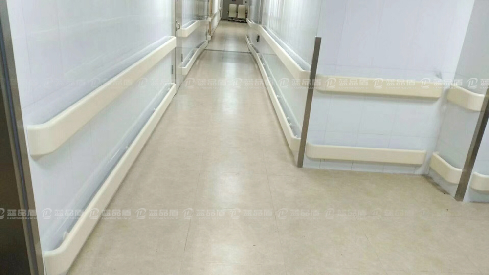 【深圳】联投东方万怡酒店里的走廊防撞扶手安装,包工包料一站式服务